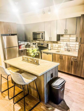 Upscale Downtown Loft In The Heart Of Atlanta